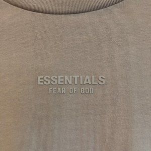 Essentials Fear of God Men's Crewneck T-Shirt Adult Size Small